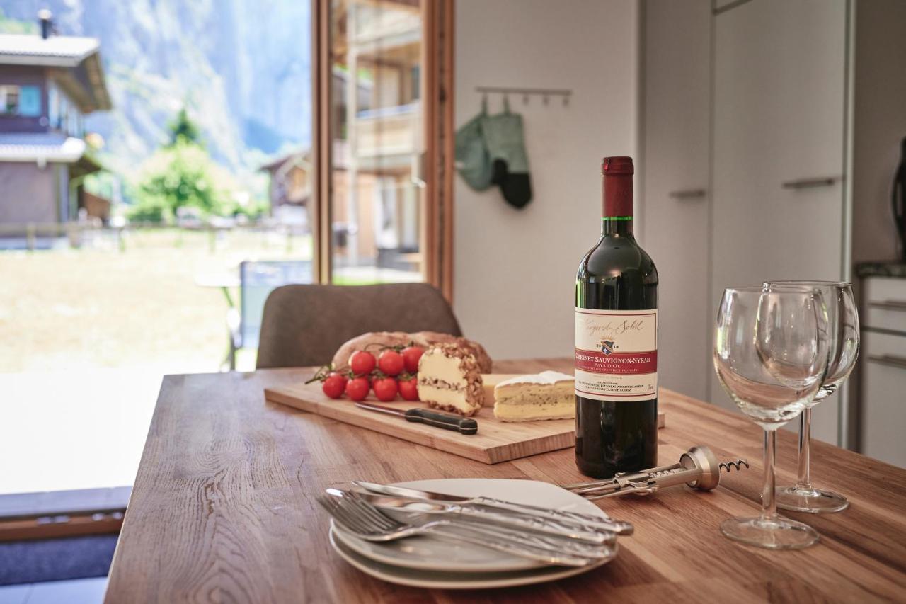 Apartment Truemmelbach, Comfortabl & Cozy, Private Terrace With Best Views Lauterbrunnen Eksteriør billede